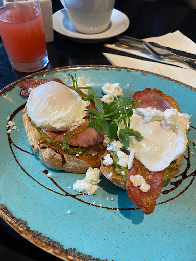 Rapps Cafe - Visual