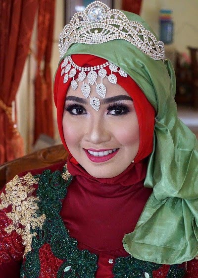 Photos of Vhie Resvina Salon ( Salon Novi/Hj. Maya)