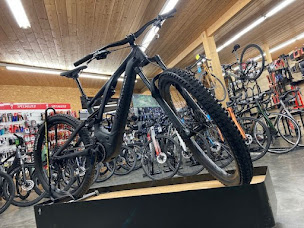Photo n°2 de Planète Vélo à Perrigny (Magasin de vélos)