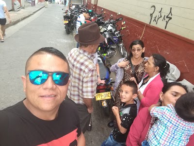 Photos of Parque Los Naranjos