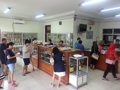 Photos of Toko Kue Ny Yasin Zein
