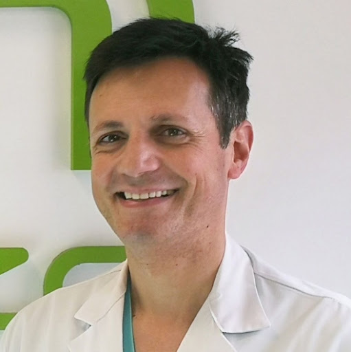 Dr. José Antonio González Maza, Dentista