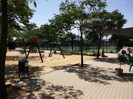 Instalaciones municipales de padel de Villar del Olmo - Thumbnail