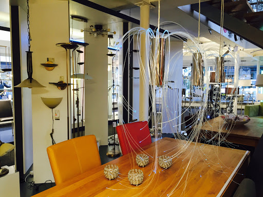 LightsOnly: Uw nieuwe Lampenpaleis - Showroom en Online webshop voor verlichting en lichtadvies Gallery - Netherlands