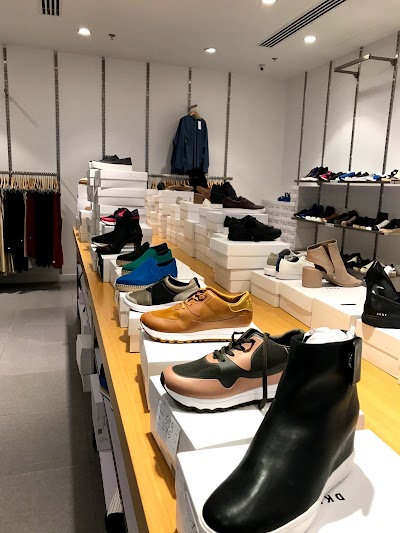 Photos of DKNY Outlet