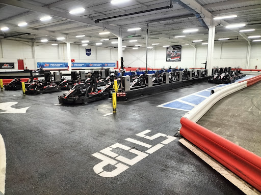 K1 Speed ​​- Indoor Go Karts Lyon, Salle d'événements d'entreprise, Anniversaires - Thumbnail