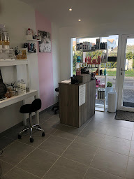 Photo n°7 de Bulle De Beauté à Trizay (Salon de coiffure)