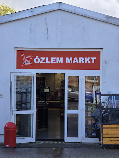 ÖZLEM Supermarkt - Visual