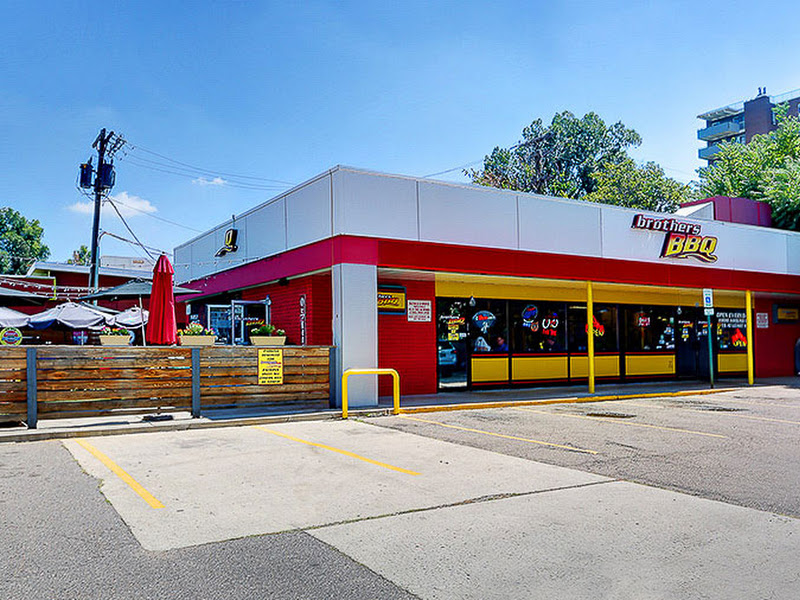 Brothers BBQ — photo