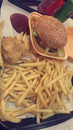 Photo 8 - Chic' n burger