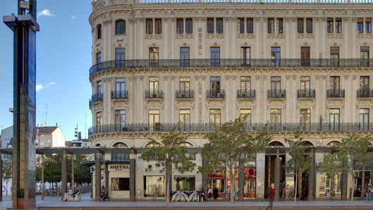 Hotel Pilar Plaza Zaragoza Pl. de Ntra. Sra. del Pilar, 11, Casco Antiguo, 50003 Zaragoza, España