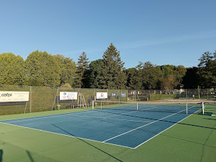 Photo n°3 de TENNIS CLUB CINQ MARS LA PILE à Cinq-Mars-la-Pile (Club de sport)