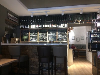 Photos of Embargo Wine