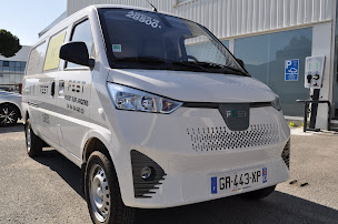 Photo n°3 de FEST PUGET SUR ARGENS à Puget-sur-Argens (Concessionnaire automobile)