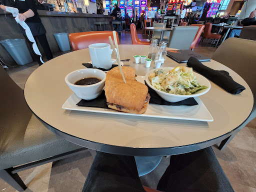 The Well Public House at Elements Casino Chilliwack - Thumbnail