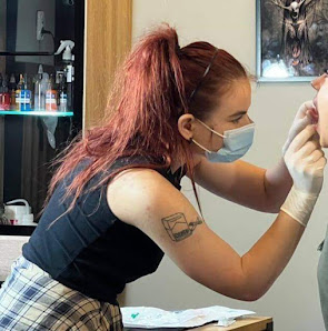 Pracownia Artystyczna LICENTIA /Piercing/Tatuaż Jana Pawła II 20, 39-460 Nowa Dęba, Polska