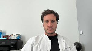 Photo n°1 de Benjamin TESTUT-KELFA Ostéopathe Paris 16 à Paris (Ostéopathe)