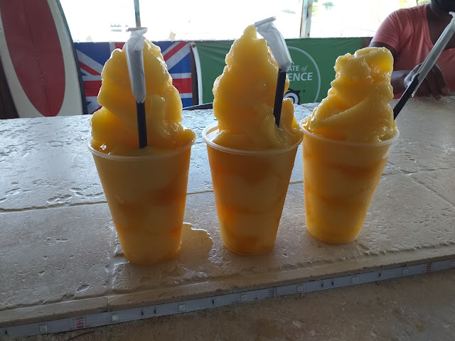 Shoreline Beach Resort by null