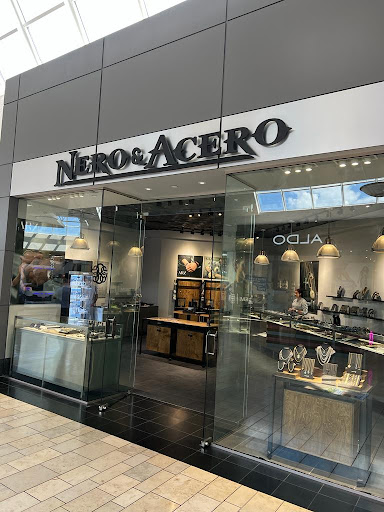 Nero & Acero Logo