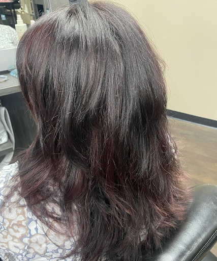 Hairetcetera Salon & Day Spa - Thumbnail
