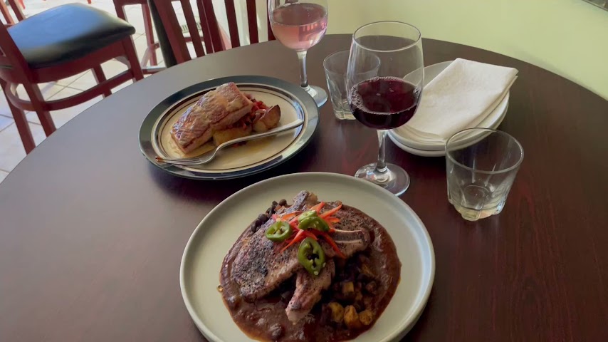 Dell' Rooster Restaurant & Bar by null