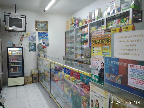 Pharmacies Queen Farma, Author: Ibnu Djula