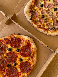 Photo n°1 de Le truc à pizza l Foodtruck à Ozoir-la-Ferrière (Pizzeria)