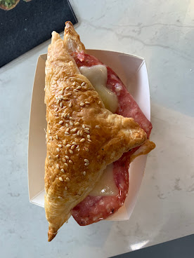 Mamma Mia Italian Eats by null