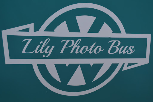 Lily Photo Bus Gallery - United States