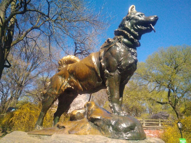 Balto Statue