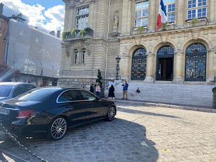 Photo n°11 de BENZ PRESTIGE à Saint-Germain-en-Laye (Service de chauffeur particulier)