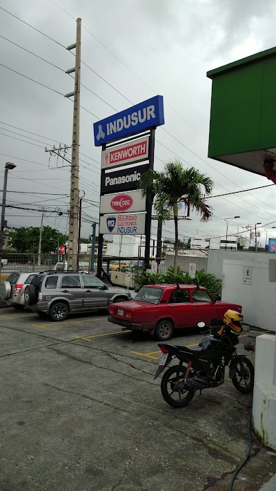 Photos of Indusur