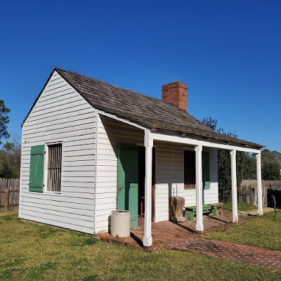 Magnolia Mound