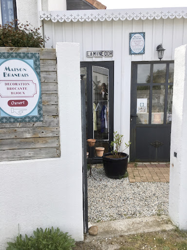 BROCANTE "MAISON BRANDAIS" SELECTION D'OBJETS VINTAGE ET D'AUJOURD'HUI