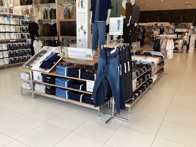ユニクロ 野々市店