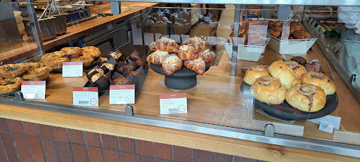 Hill's Kitchen - Visual