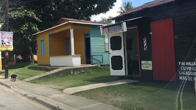 Photos of Nino's Barbershop