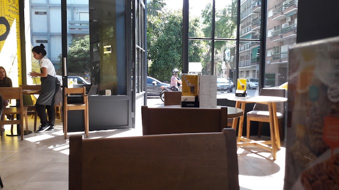 Café Martínez, Author: Julio Sanchez