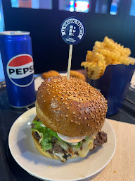 Photo n°1 de BCHEF Burgers - Lyon Carré de Soie à Vaulx-en-Velin (Saladerie)