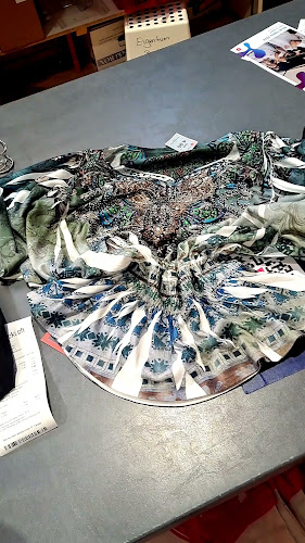 Heilsarmee brocki.ch/Einigen - Geschäft