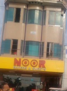 Noor Bakers gujrat