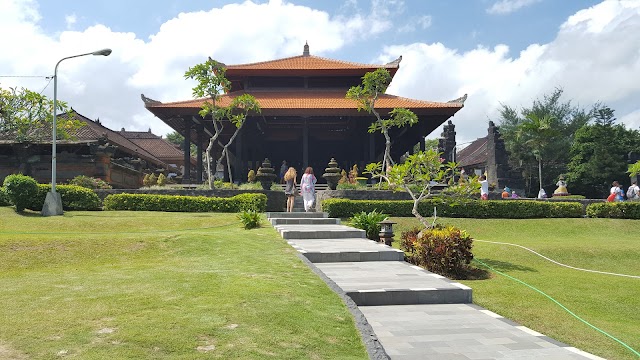 Tanah Lot