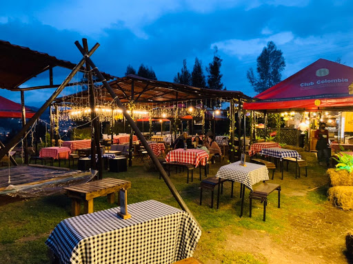 Russtic Parrilla- Bar