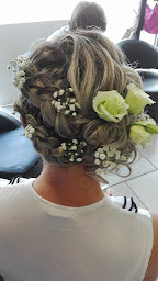 Photo n°3 de Revelatif Coiffure à Bouzonville (Salon d'épilation)