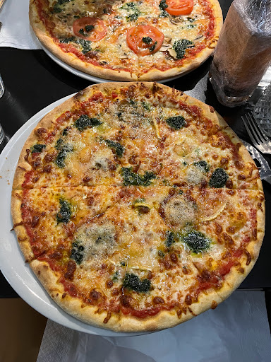 Arni's - Thumbnail