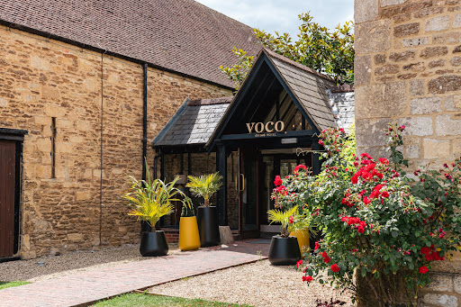 voco Oxford Thames by IHG