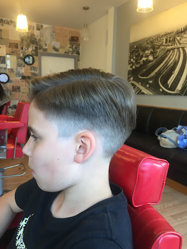 Barber Parlour - Barber shop