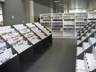 Photos of State Public Library "Bartolom&eacute; J. Gallardo"