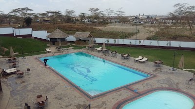 Photos of Sundowner Club
