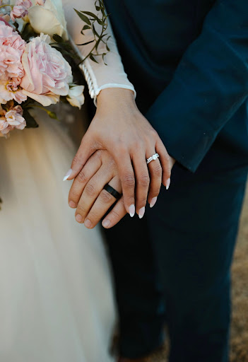 Eskew's Fine Jewelers Gallery - United States